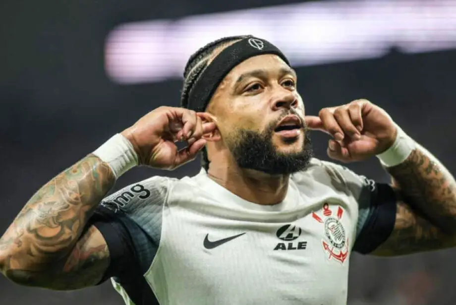 Cinco curiosidades de Memphis Depay no Corinthians

